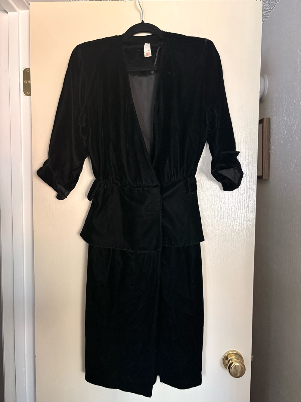 Vintage Glam Goth Dramatic Black Velvet Dress